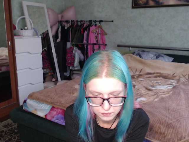 malvinella, en directo ahora en BongaCams