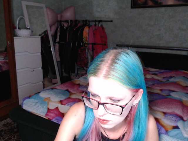 malvinella live cam preview