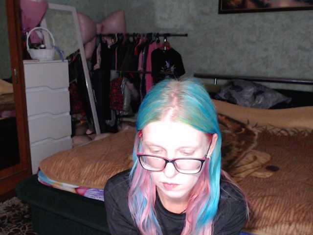 malvinella, en directo ahora en BongaCams