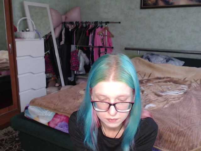 malvinella, live now on BongaCams