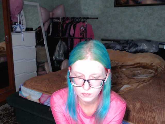 malvinella live cam preview