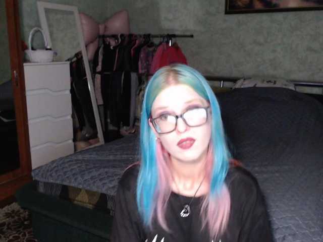 malvinella live cam preview