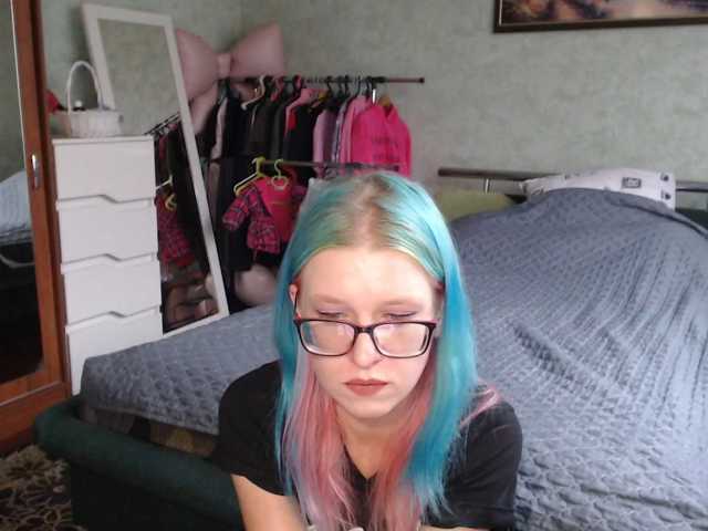 malvinella live cam preview