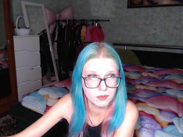 malvinella live cam preview