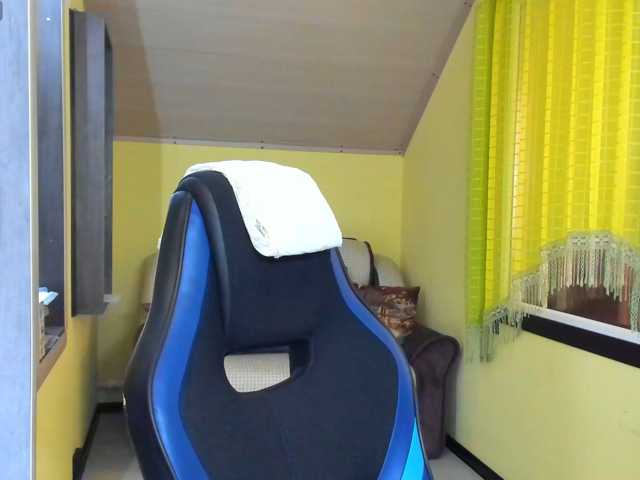 R_O_C_S_I live cam preview