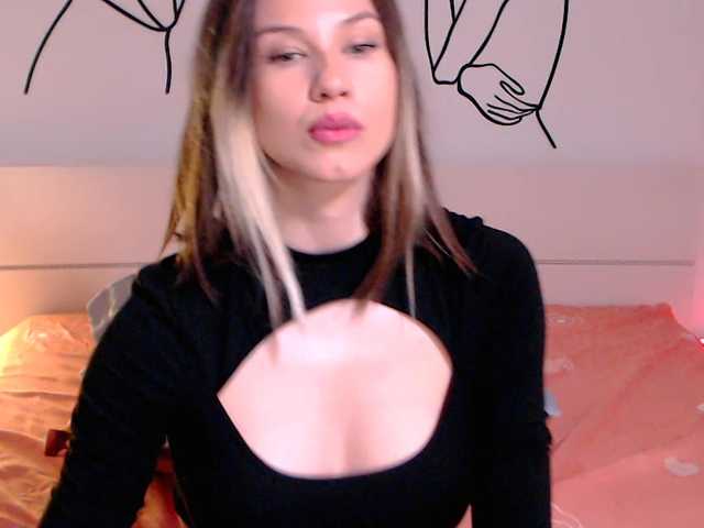 devilishfox's BongaCams show and profile