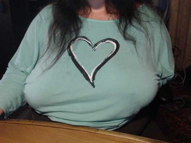 tanyvel34 live cam on BongaCams