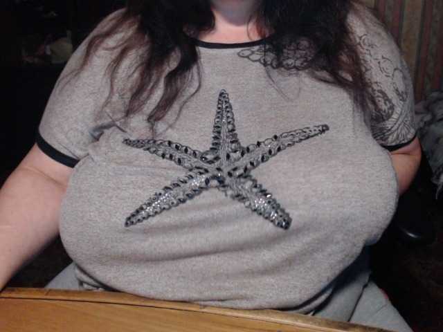 tanyvel34 live cam on BongaCams