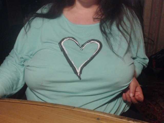 tanyvel34 live cam on BongaCams