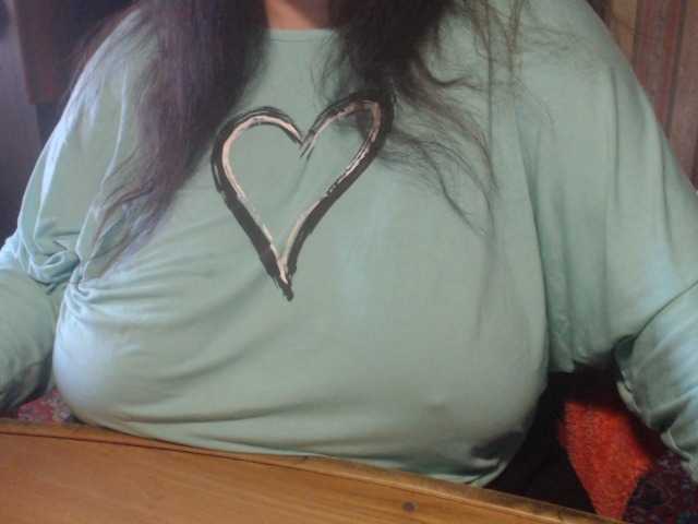 tanyvel34 live cam on BongaCams