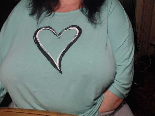 tanyvel34 live cam on BongaCams