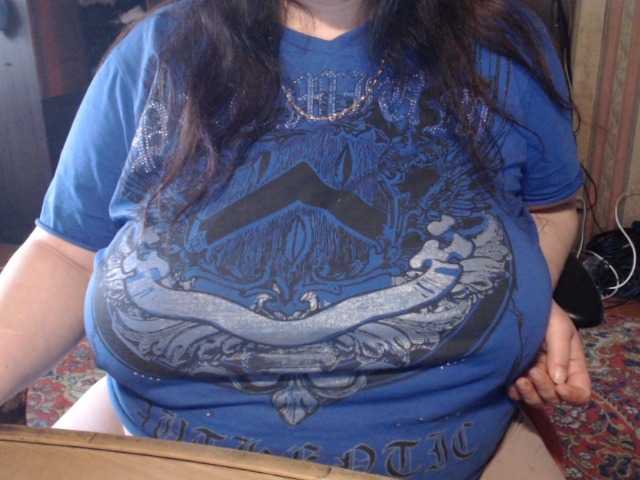 tanyvel34 live cam on BongaCams