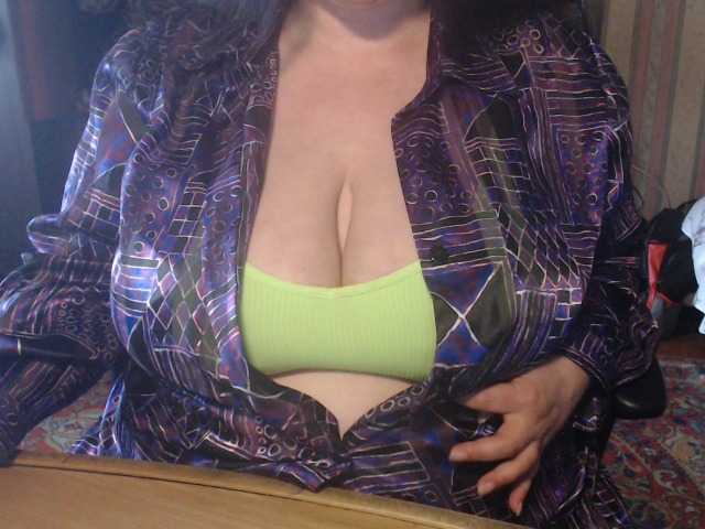 tanyvel34 live cam on BongaCams