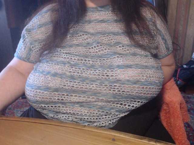 tanyvel34 live cam on BongaCams