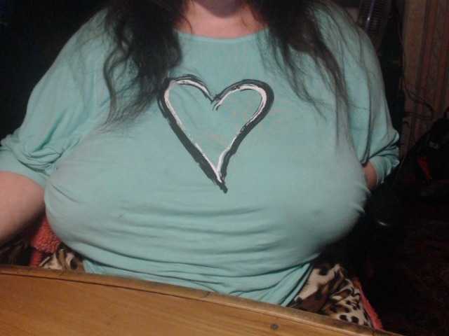 tanyvel34 live cam on BongaCams