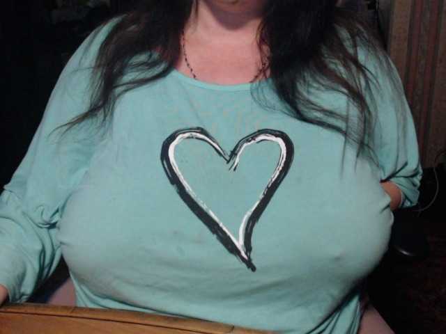tanyvel34 live cam on BongaCams