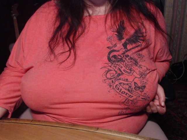 tanyvel34 live cam on BongaCams
