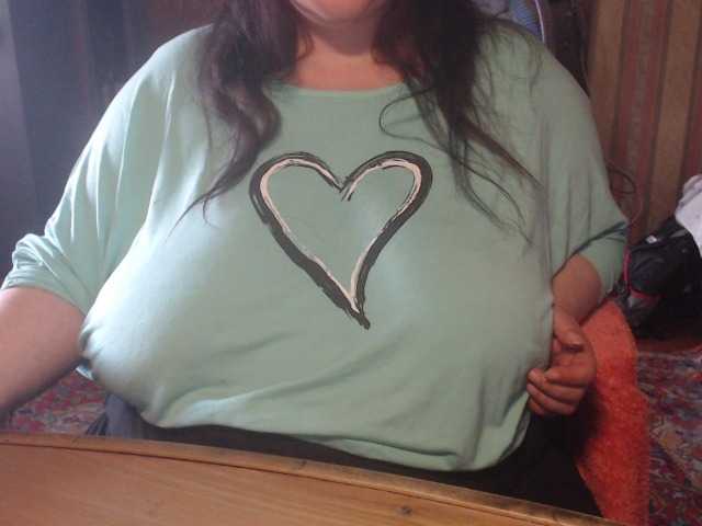 tanyvel34 live cam on BongaCams