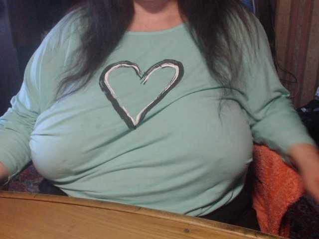 tanyvel34 live cam on BongaCams