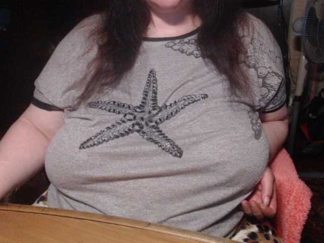 tanyvel34 live cam on BongaCams