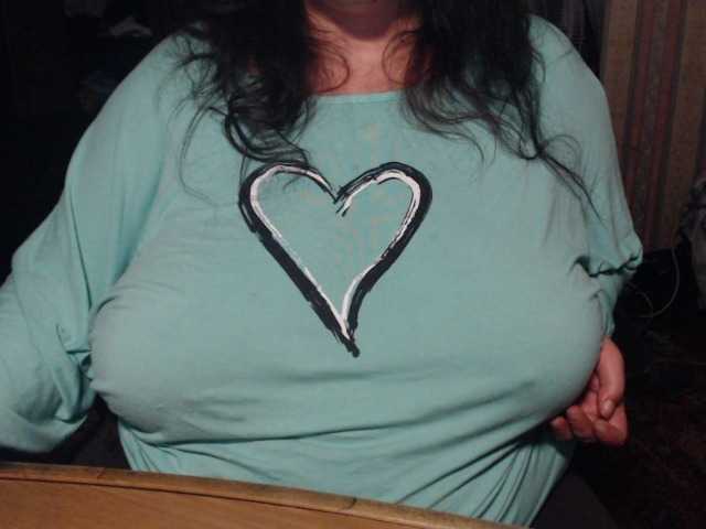 tanyvel34 live cam on BongaCams