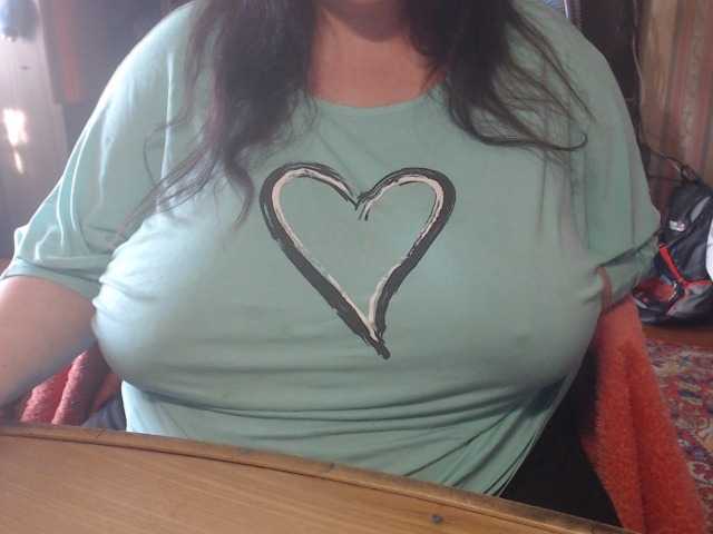 tanyvel34 live cam on BongaCams