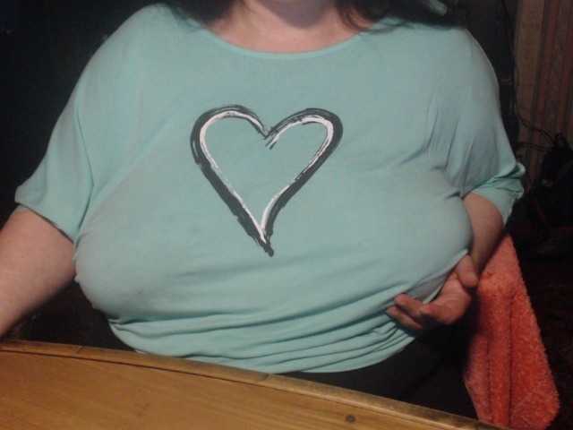tanyvel34 live cam on BongaCams