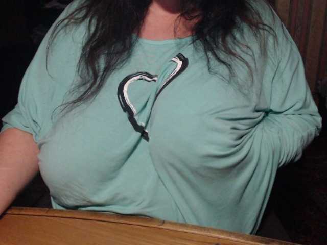tanyvel34 live cam on BongaCams