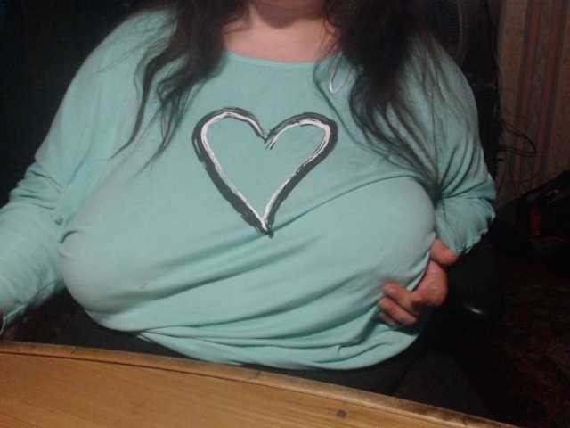 tanyvel34 live cam on BongaCams