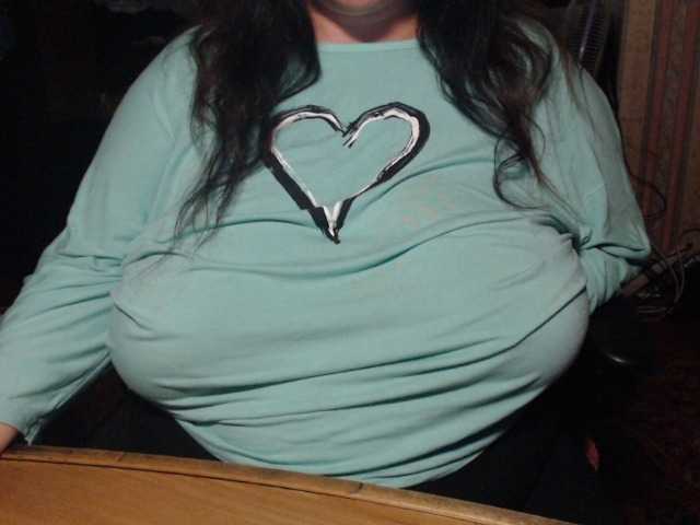 tanyvel34 live cam on BongaCams