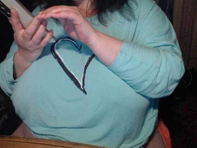 tanyvel34, live now on BongaCams