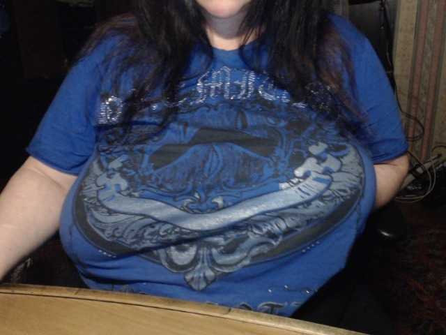 tanyvel34 live cam on BongaCams