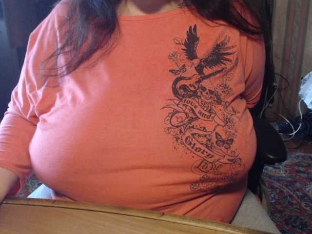 tanyvel34 live cam on BongaCams