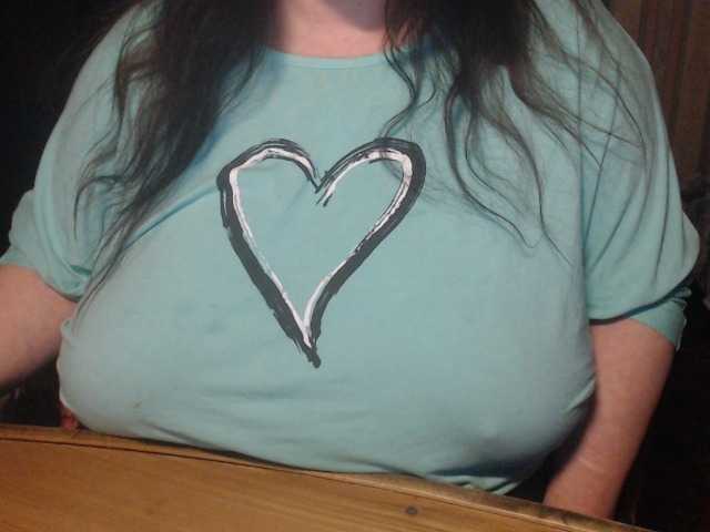 tanyvel34 live cam on BongaCams