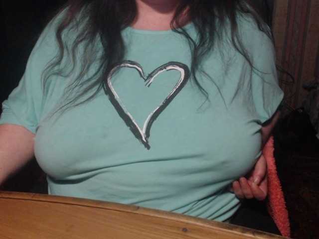 tanyvel34 live cam on BongaCams