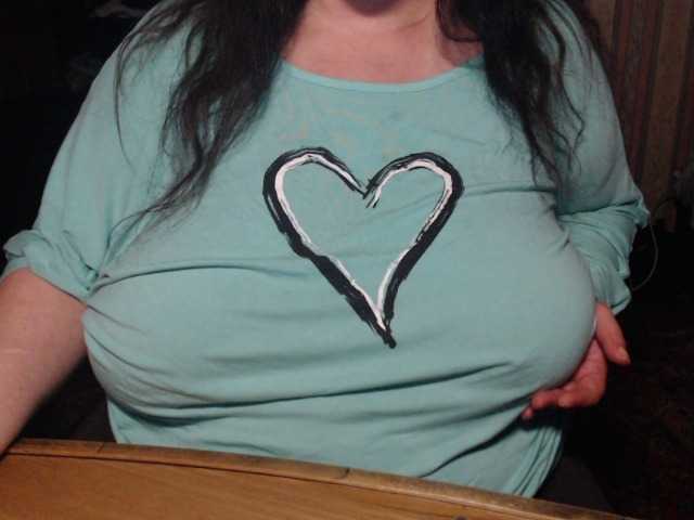 tanyvel34 live cam on BongaCams