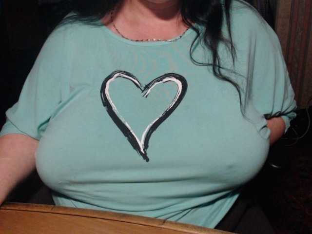 tanyvel34 live cam on BongaCams