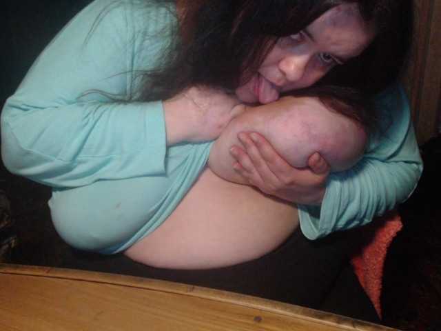 tanyvel34 live cam on BongaCams