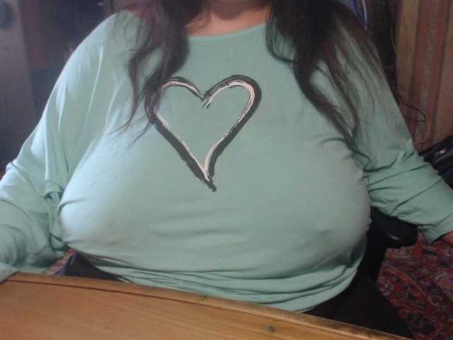 tanyvel34 live cam on BongaCams