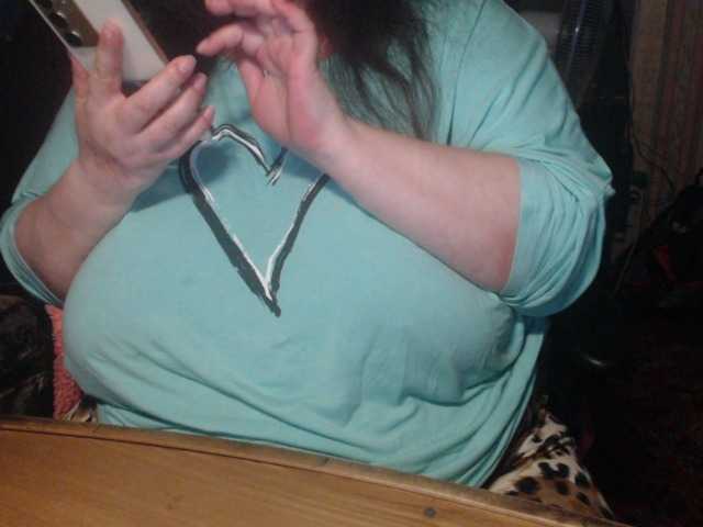 tanyvel34 live cam on BongaCams