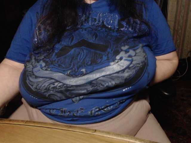 tanyvel34 live cam on BongaCams