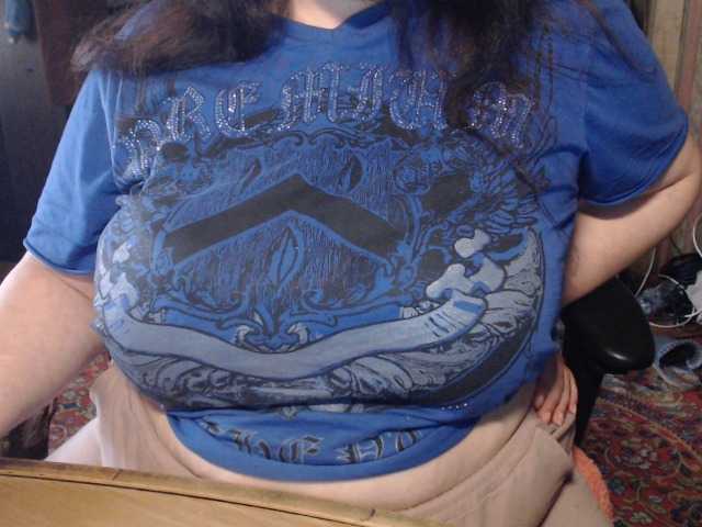 tanyvel34 live cam on BongaCams