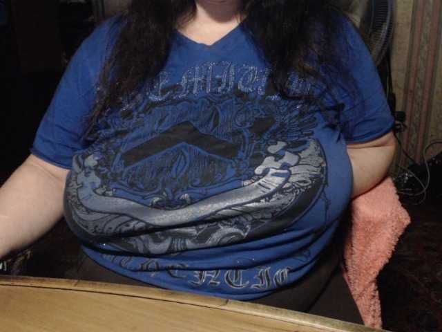 tanyvel34 live cam on BongaCams