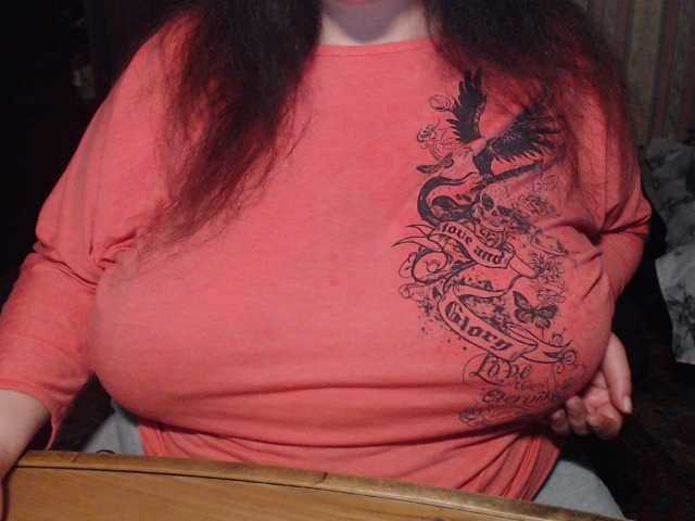 tanyvel34 live cam on BongaCams