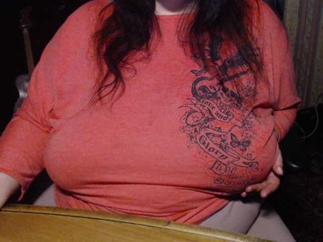 tanyvel34 live cam on BongaCams