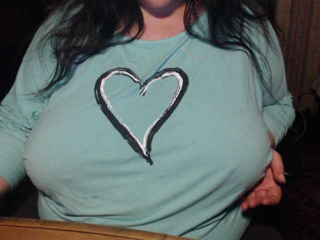 tanyvel34 live cam on BongaCams