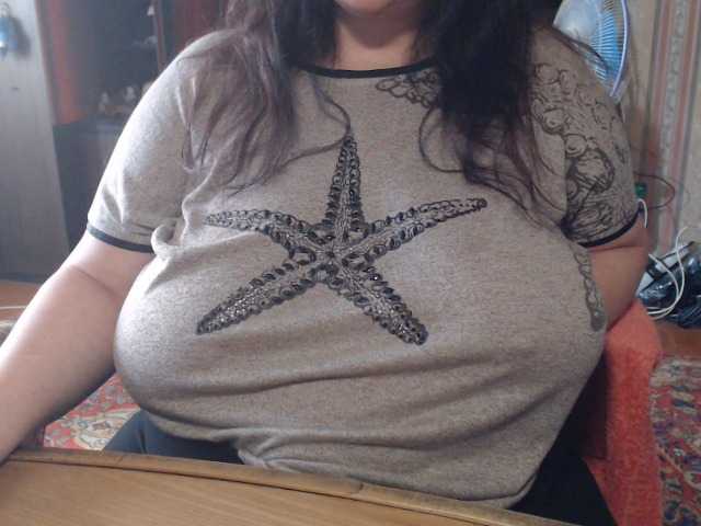 tanyvel34 live cam on BongaCams