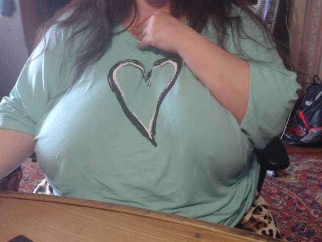 tanyvel34 live cam on BongaCams