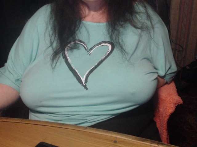 tanyvel34 live cam on BongaCams