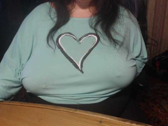 tanyvel34 live cam on BongaCams